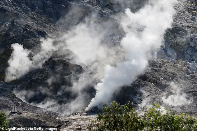 Exclusive Expert Warnings: Supervolcano's Looming Earthquake Threat