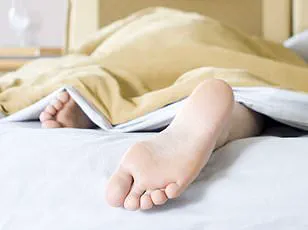 The Debate Over Recommended Sleep Hours: Balancing Expert Guidelines with Individual Needs to Prevent Health Risks