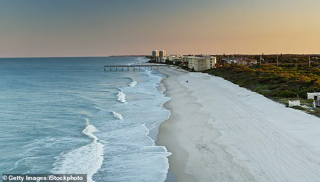 Study Reveals Potential Link Between Florida's Toxic Algae Blooms and Alzheimer's Disease, Sparking Environmental and Medical Concerns