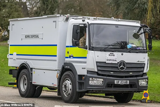Chaotic Discovery: Father and Son Unearth Live WWII Mortar Shell During Magnet Fishing on River Stour