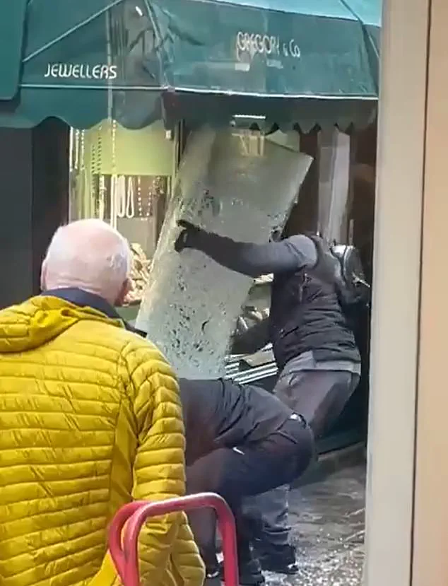 Ram-Raid Shocks Richmond-Upon-Thames as Thieves Use Illegal Getaway Vehicle