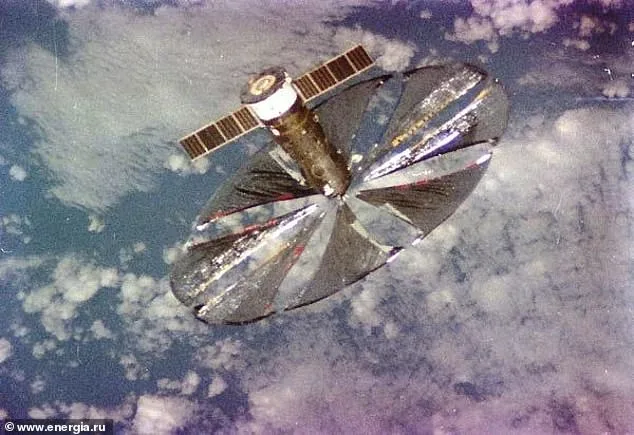 Reflect Orbital's Controversial Plan to Launch 50,000 Mirrors into Space for 'Sunlight on Demand