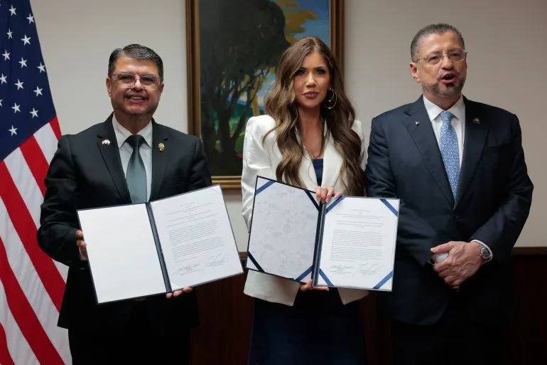 Costa Rica Agrees to Accept 25 Deported Migrants Weekly in Trump-Era Deportation Pact, Joining Global Trend