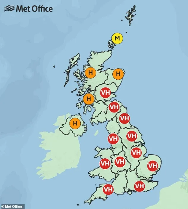 UK Faces Unprecedented Pollen Crisis as Red Alert Sparks Surge in Hay Fever Symptoms